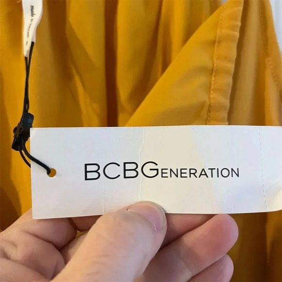 BCBGeneration Women's Cold Shoulder Dress Yellow Size S - Picture 4 of 8